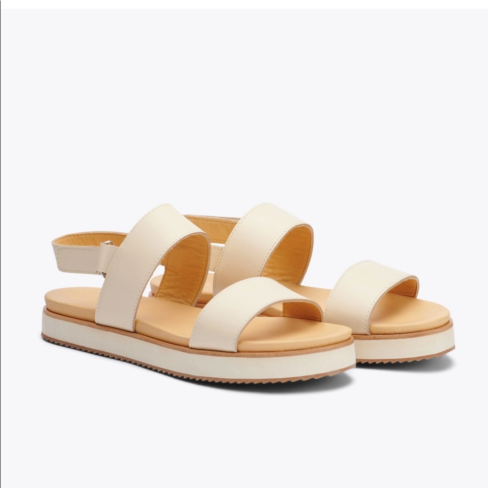 Nisolo Go-To Flatform Sandal